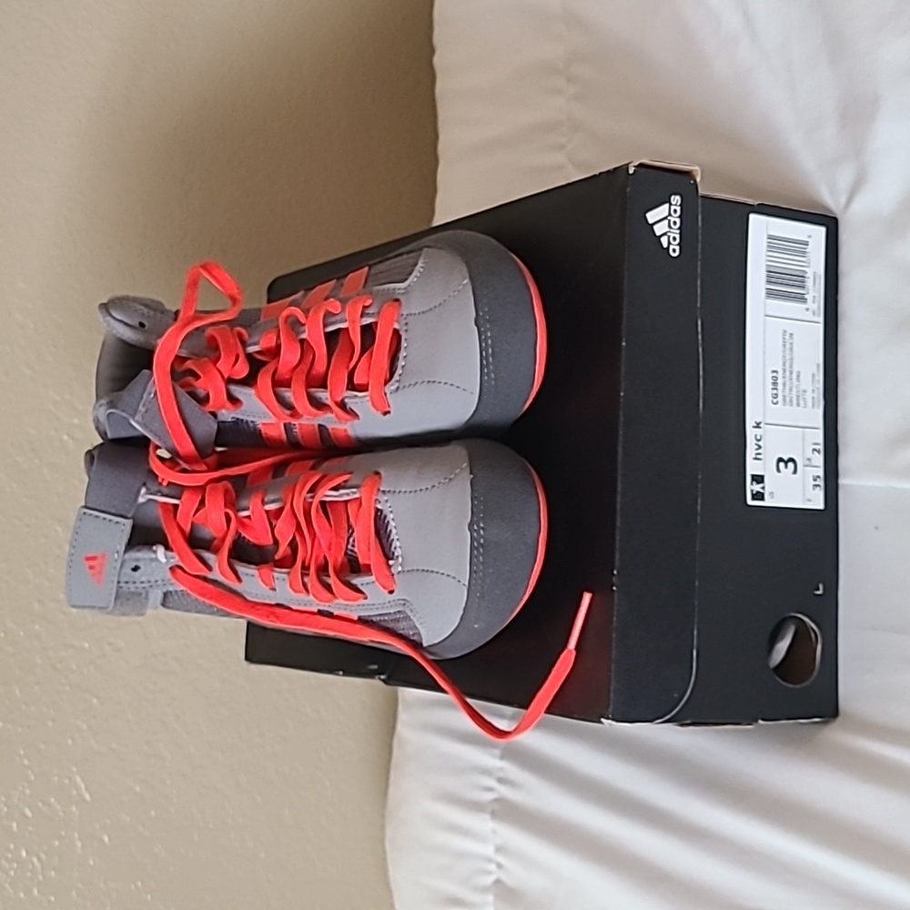 Kids Adidas HVC K wrestling shoes size 3